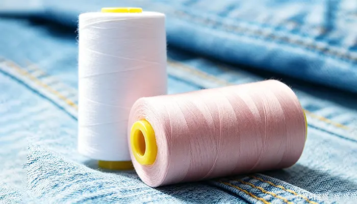 Sartu errendimendu handiko Poly Core Spun bobina josteko haria